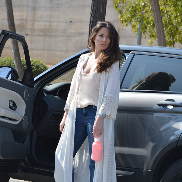 15-colgadas-de-una-percha-alicia-alvarez-botellas-bkr-bottles-de-grupens-com-deporte-sports-agua-water-coche-oficina-6