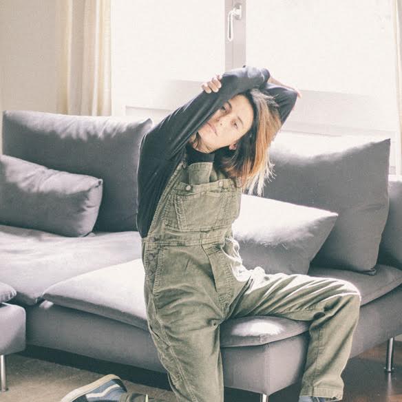 15-colgadas-de-una-percha-bebofi-resort-2016-entretiempo-mid-season-dungarees-peto-vans-bambas-gorra-cap-10