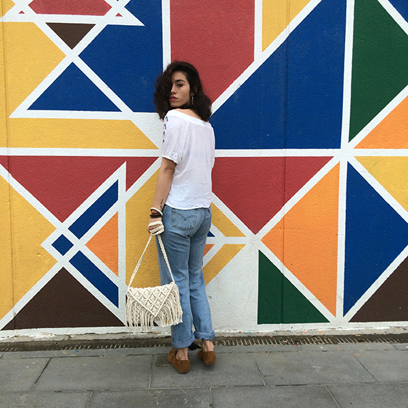 15-colgadas-de-una-percha-blanche-entretiempo-mid-season-levis-kimono-bolso-crochet-bag-8