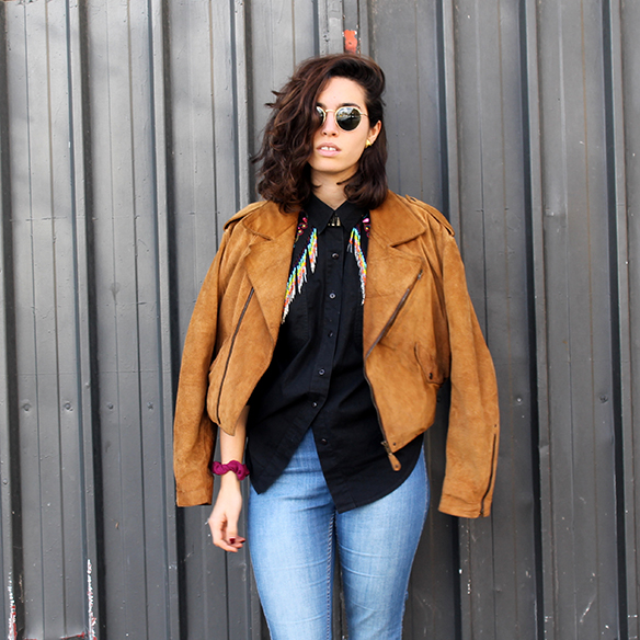 15-colgadas-de-una-percha-blanche-vintage-chaqueta-jacket-camisa-flamingos-shirt-botines-booties-4