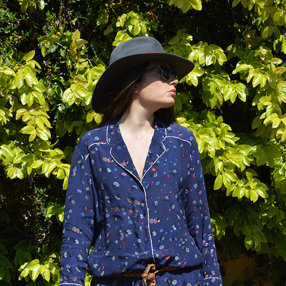 15-colgadas-de-una-percha-alicia-alvarez-pijama-pyjamas-sombrero-hat-2