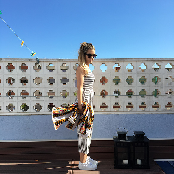 15-colgadas-de-una-percha-anna-duarte-ss-16-pv-must-have-imprescindible-rayas-stripes-estampados-prints-mezcla-de-estampados-mix-of-prints-2