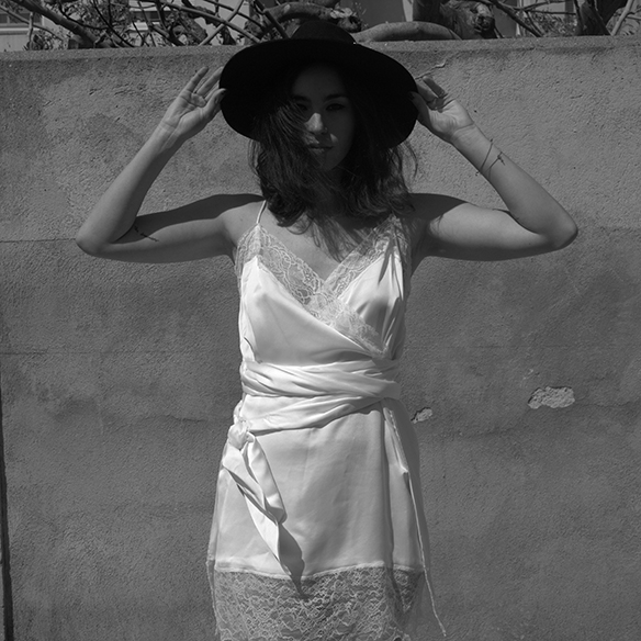 15-colgadas-de-una-percha-blanche-must-have-ss-16-pv-2016-imprescindibles-vestido-lencero-lingerie-dress-estilo-pijamero-pyjamas-style-6