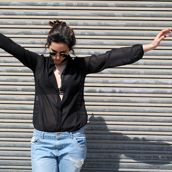 15-colgadas-de-una-percha-blanche-ss-16-pv-transparencias-transparencies-must-have-trend-tendencia-lazada-loop-7