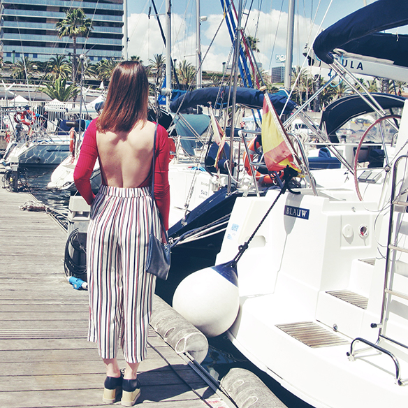 15-colgadas-de-una-percha-carla-kissler-culottes-rayas-stripes-rojo-red-navy-blue-azul-marino-body-punto-6