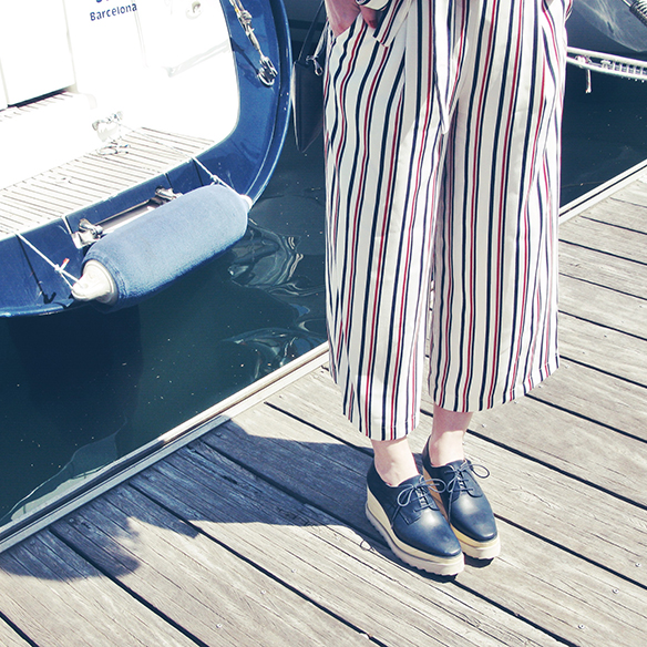 15-colgadas-de-una-percha-carla-kissler-culottes-rayas-stripes-rojo-red-navy-blue-azul-marino-body-punto-7