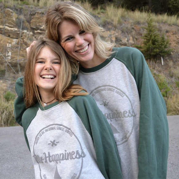 15-colgadas-de-una-percha-gina-carreras-mr-happiness-sudadera-sweatshirt-bambas-trainers-8