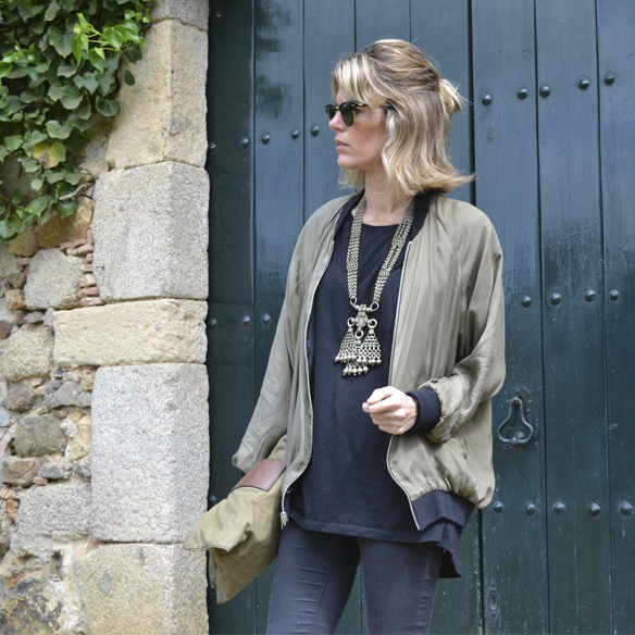 15-colgadas-de-una-percha-gina-carreras-must-have-ss-16-pv-bomber-calle-street-4