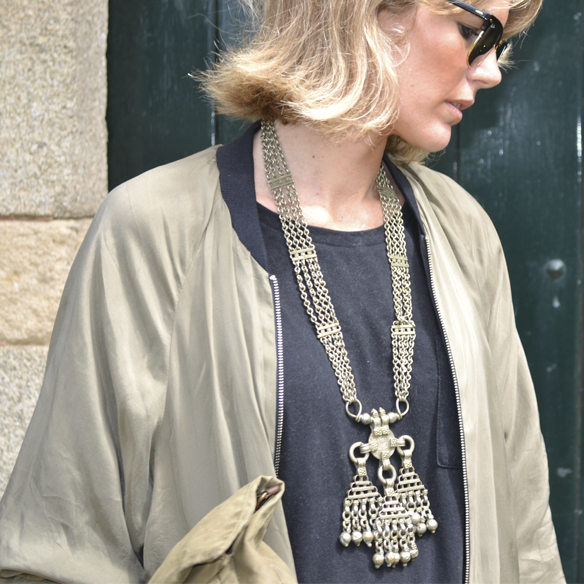 15-colgadas-de-una-percha-gina-carreras-must-have-ss-16-pv-bomber-calle-street-5