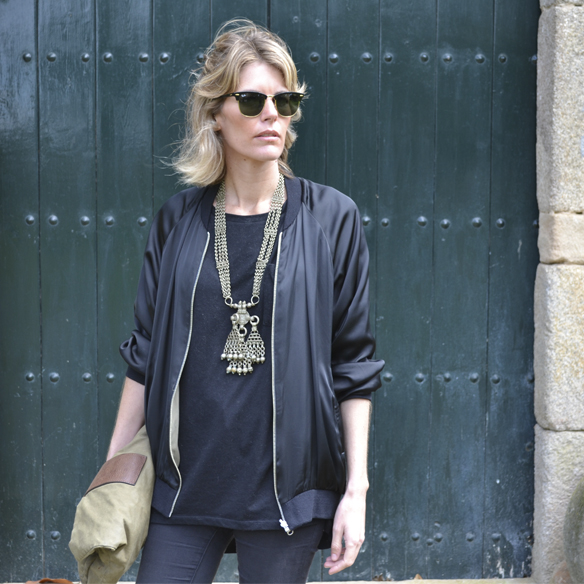 15-colgadas-de-una-percha-gina-carreras-must-have-ss-16-pv-bomber-calle-street-8