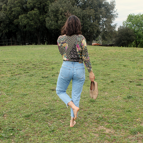 15-colgadas-de-una-percha-blanche-vintage-print-estampado-jeans-con-flecos-tassel-jeans-babuchas-babouches-6