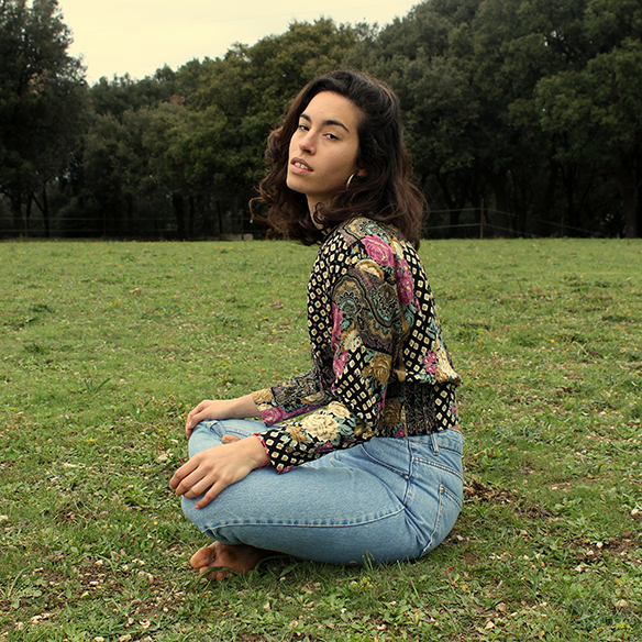 15-colgadas-de-una-percha-blanche-vintage-print-estampado-jeans-con-flecos-tassel-jeans-babuchas-babouches-7