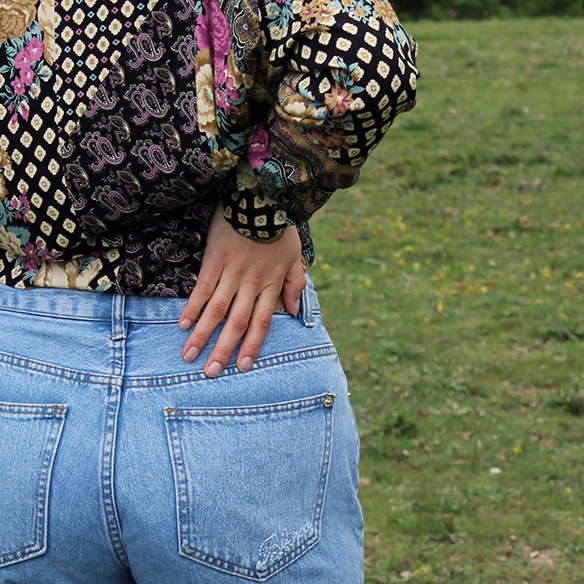 15-colgadas-de-una-percha-blanche-vintage-print-estampado-jeans-con-flecos-tassel-jeans-babuchas-babouches-8