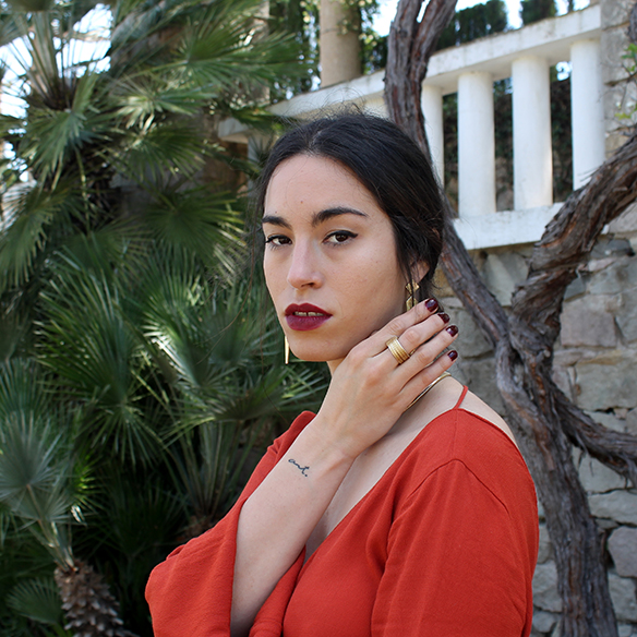 15-colgadas-de-una-percha-blanche-weddings-bodas-mono-teja-tile-jumpsuit-cinturon-rigido-dorado-gold-rigid-belt-8