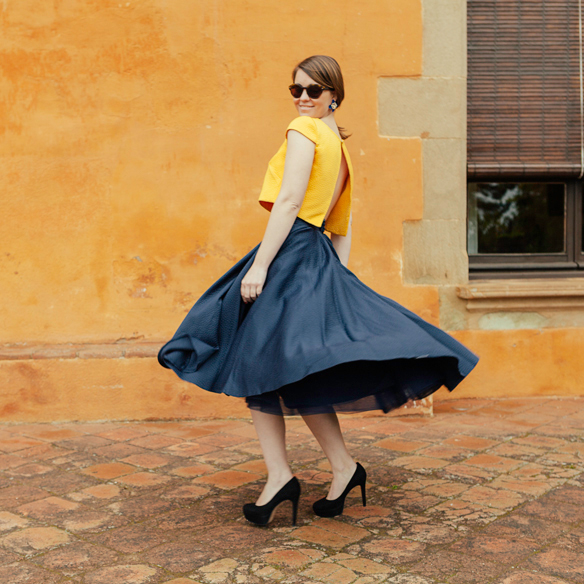 15-colgadas-de-una-percha-carla-kissler-anna-duarte-vestidos-invitadas-de-boda-wedding-guest-outfits-looks-cristina-tamborero-5