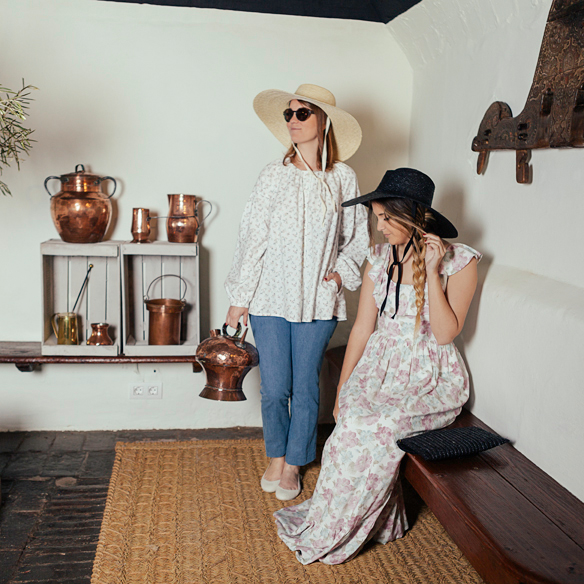 15-colgadas-de-una-percha-carla-kissler-anna-duarte-vestidos-invitadas-de-boda-wedding-guest-outfits-looks-kolonaki-madrid-5