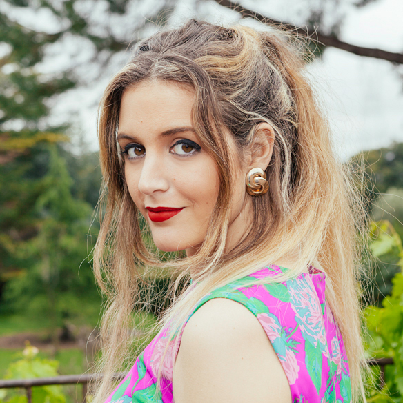 15-colgadas-de-una-percha-carla-kissler-anna-duarte-vestidos-invitadas-de-boda-wedding-guest-outfits-looks-marta-marti-atelier-3