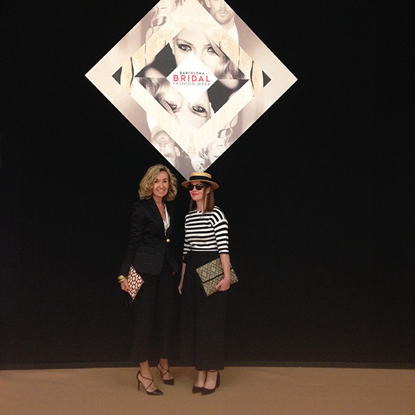 15-colgadas-de-una-percha-naeem-khan-barcelona-bridal-fashion-week-2016-vestidos-de-novias-brides-wedding-gowns-desfile-fashion-show-60