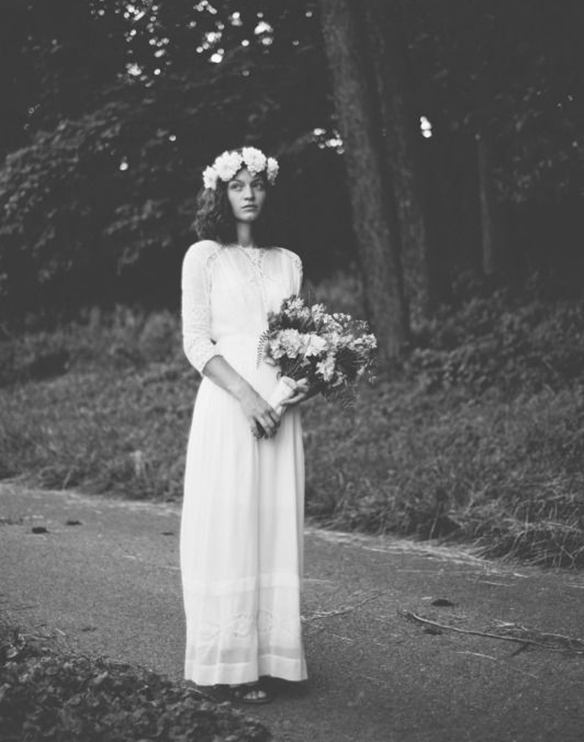 15-colgadas-de-una-percha-que-tipo-de-novia-eres-what-kind-of-bride-are-you-wedding-gown-dress-vestidos-de-novia-bodas-boho-1