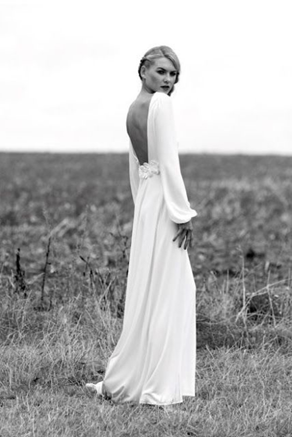 15-colgadas-de-una-percha-que-tipo-de-novia-eres-what-kind-of-bride-are-you-wedding-gown-dress-vestidos-de-novia-bodas-effortlessly-chic-7