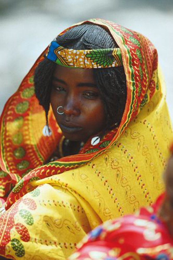 15-colgadas-de-una-percha-que-tipo-de-novia-eres-what-kind-of-bride-are-you-wedding-gown-dress-vestidos-de-novia-bodas-etnica-ethnic-14