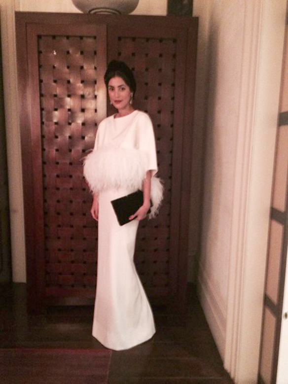 15-colgadas-de-una-percha-que-tipo-de-novia-eres-what-kind-of-bride-are-you-wedding-gown-dress-vestidos-de-novia-bodas-invierno-winter-nieves-snow-4