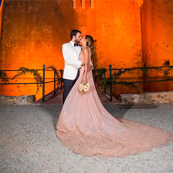 15-colgadas-de-una-percha-que-tipo-de-novia-eres-what-kind-of-bride-are-you-wedding-gown-dress-vestidos-de-novia-bodas-rosa-pink-8