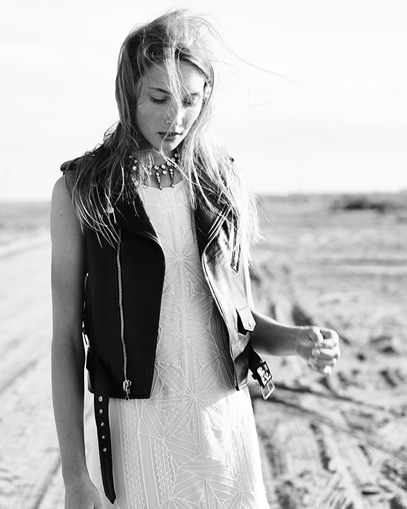 15-colgadas-de-una-percha-teresa-helbig-vestidos-de-novia-wedding-gowns-bodas-weddings-brides-8