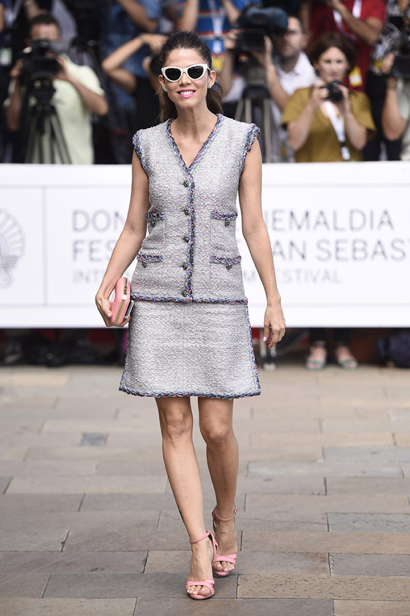 15-colgadas-de-una-percha-the-style-of-el-estilo-de-juana-acosta-inspiracion-inspiration-looks-alfombra-roja-red-carpet-outfits-invitada-de-boda-wedding-guest-11