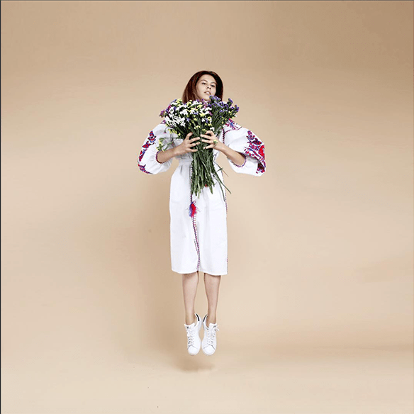 15-colgadas-de-una-percha-closet-must-march-11-vestidos-bordados-tunicas-blusas-embroidery-dress-tunic-blouse-21