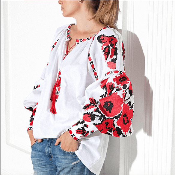 15-colgadas-de-una-percha-closet-must-march-11-vestidos-bordados-tunicas-blusas-embroidery-dress-tunic-blouse-23