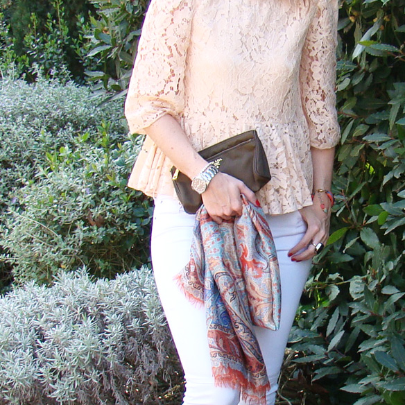 15-colgadas-de-una-percha-marta-r-peplum-lace-top-encaje-flats-5