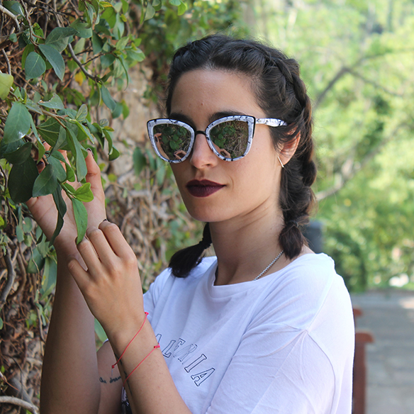 15-colgadas-de-una-percha-palmeras-palm-trees-culottes-gafas-de-sol-sunnies-trenzas-braids-sandalias-sandals-blanche-3