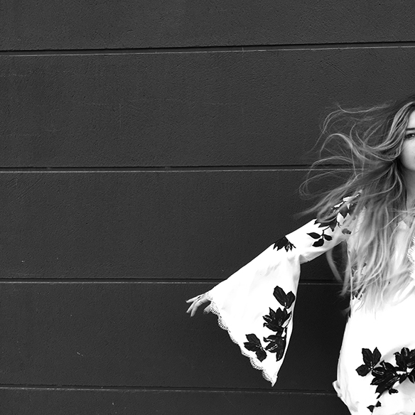 15-colgadas-de-una-percha-san-juan-saint-johns-eve-vestido-boho-dress-sombrero-hat-bell-sleeves-mangas-campana-anna-duarte-5