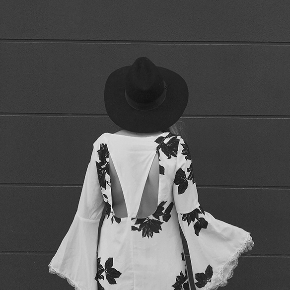 15-colgadas-de-una-percha-san-juan-saint-johns-eve-vestido-boho-dress-sombrero-hat-bell-sleeves-mangas-campana-anna-duarte-6