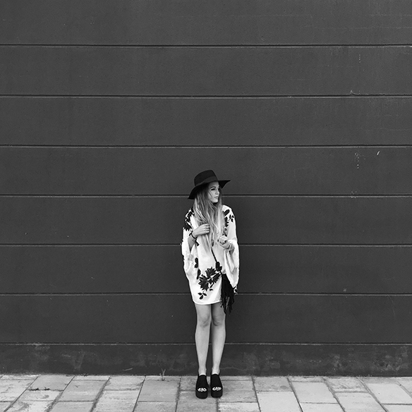 15-colgadas-de-una-percha-san-juan-saint-johns-eve-vestido-boho-dress-sombrero-hat-bell-sleeves-mangas-campana-anna-duarte-8