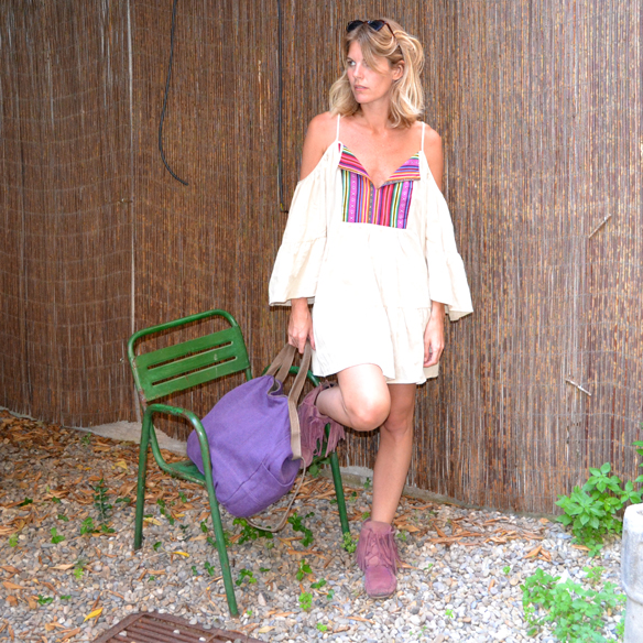 15-colgadas-de-una-percha-vestido-etnico-hombros-al-aire-ethinc-dress-bare-shoulders-lila-lilac-minnetonkas-gina-carreras-2