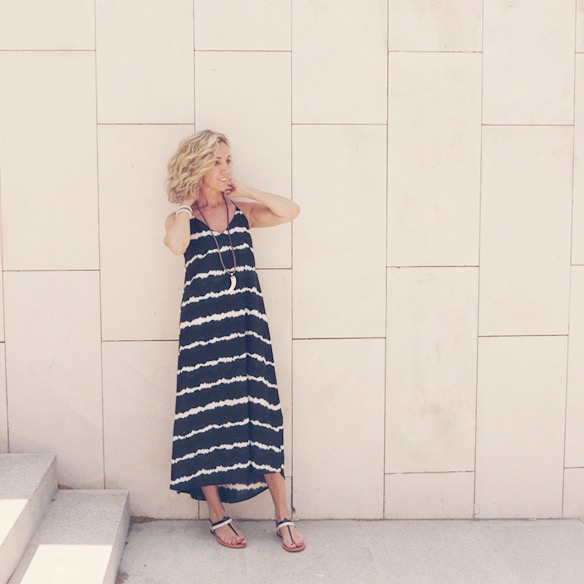 15-colgadas-de-una-percha-vestido-tie-dye-dress-stripes-rayas-san-juan-saint-johns-eve-maica-jau-1