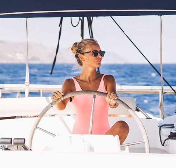 15-colgadas-de-una-percha-15-lwl-looks-we-love-outfits-bañador-swimsuit-5