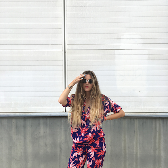 15-colgadas-de-una-percha-anna-duarte-hawaii-hawai-print-estampado-hawaiano-conjunto-pijamero-pajamas-set-cesto-basket-3