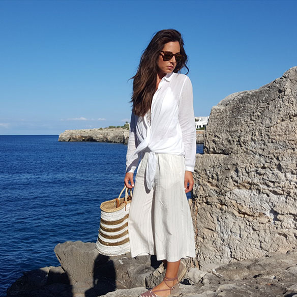 15-colgadas-de-una-percha-camisa-anudada-knotted-shirt-culottes-alpargatas-espadrilles-alicia-alvarez-1