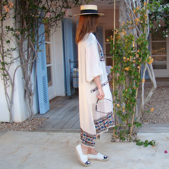 15-colgadas-de-una-percha-ethnic-kaftan-etnico-alpargatas-espadrilles-canotier-shorts-marta-r-3