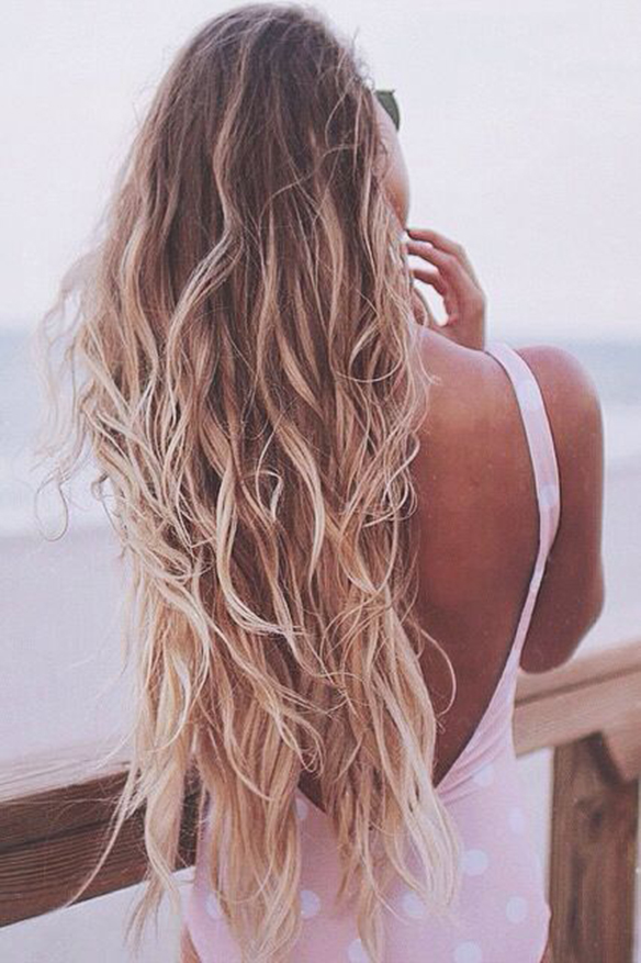 15-colgadas-de-una-percha-peinados-verano-summer-hairstyles-melena-dorada-gold-golden-mane-4