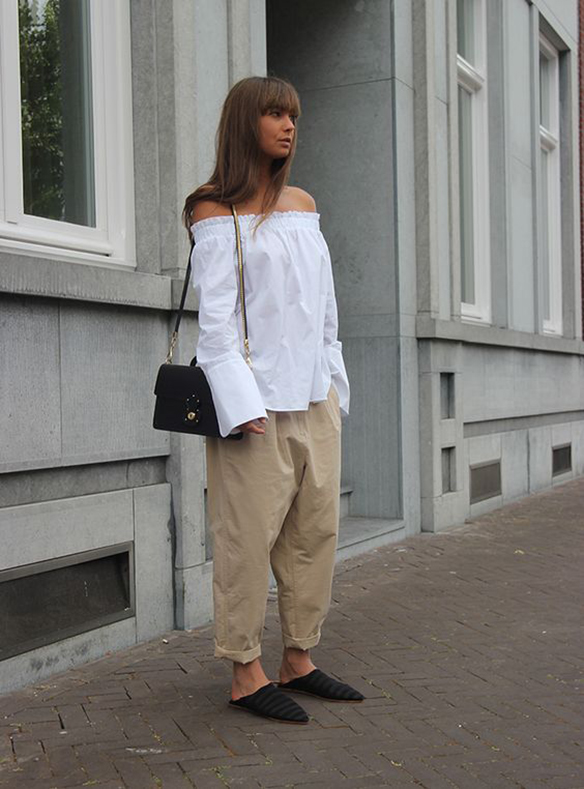 15-colgadas-de-una-percha-15-lwl-looks-we-love-outfits-babouches-babuchas-calzado-footwear-it-shoe-12