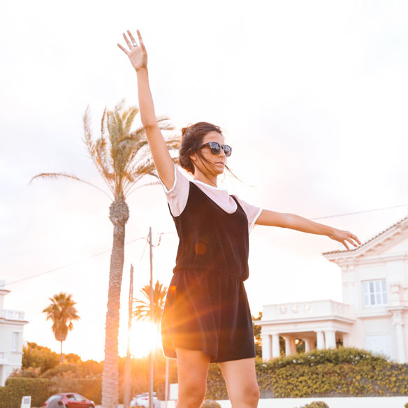 15-colgadas-de-una-percha-bebofi-mono-jumpsuit-bambas-trainers-6