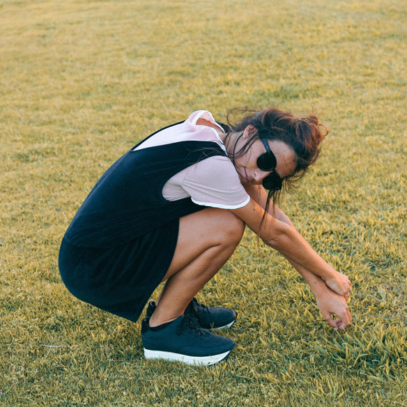 15-colgadas-de-una-percha-bebofi-mono-jumpsuit-bambas-trainers-9