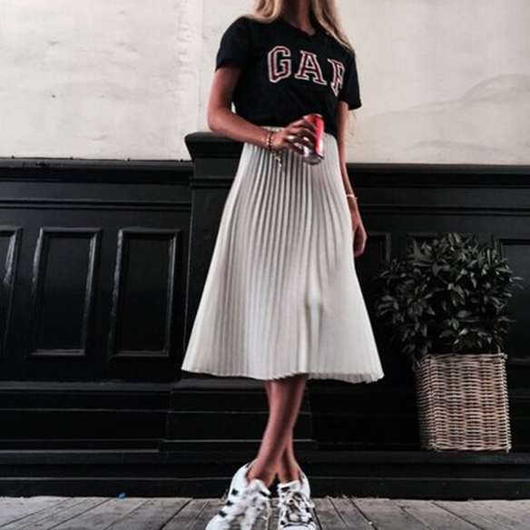 15-colgadas-de-una-percha-fall-winter-fw-must-have-trends-tendencias-otono-invierno-oi-2016-2017-16-17-plisados-volantes-ruffles-pleated-5