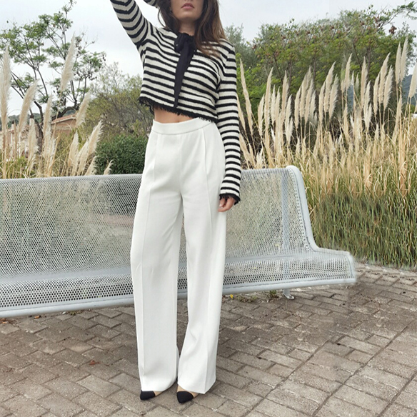 15-colgadas-de-una-percha-alicia-alvarez-estilo-marinero-navy-style-coco-chanel-rayas-stripes-blanco-y-negro-black-and-white-7