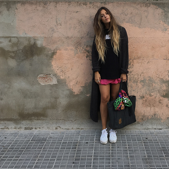 15-colgadas-de-una-percha-anna-duarte-must-have-rosa-pink-mini-jersey-lana-xl-wool-jacket-3