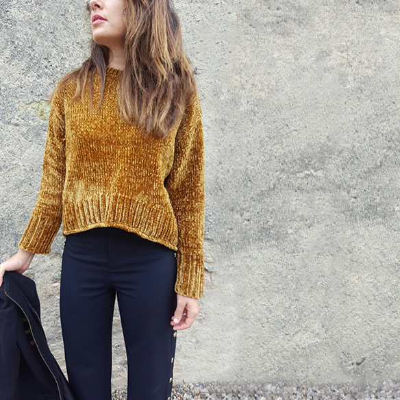 15-colgadas-de-una-percha-alicia-alvarez-abrigo-militar-chaqueta-military-coat-mostaza-mustard-pantalones-botones-buttoned-pants-5